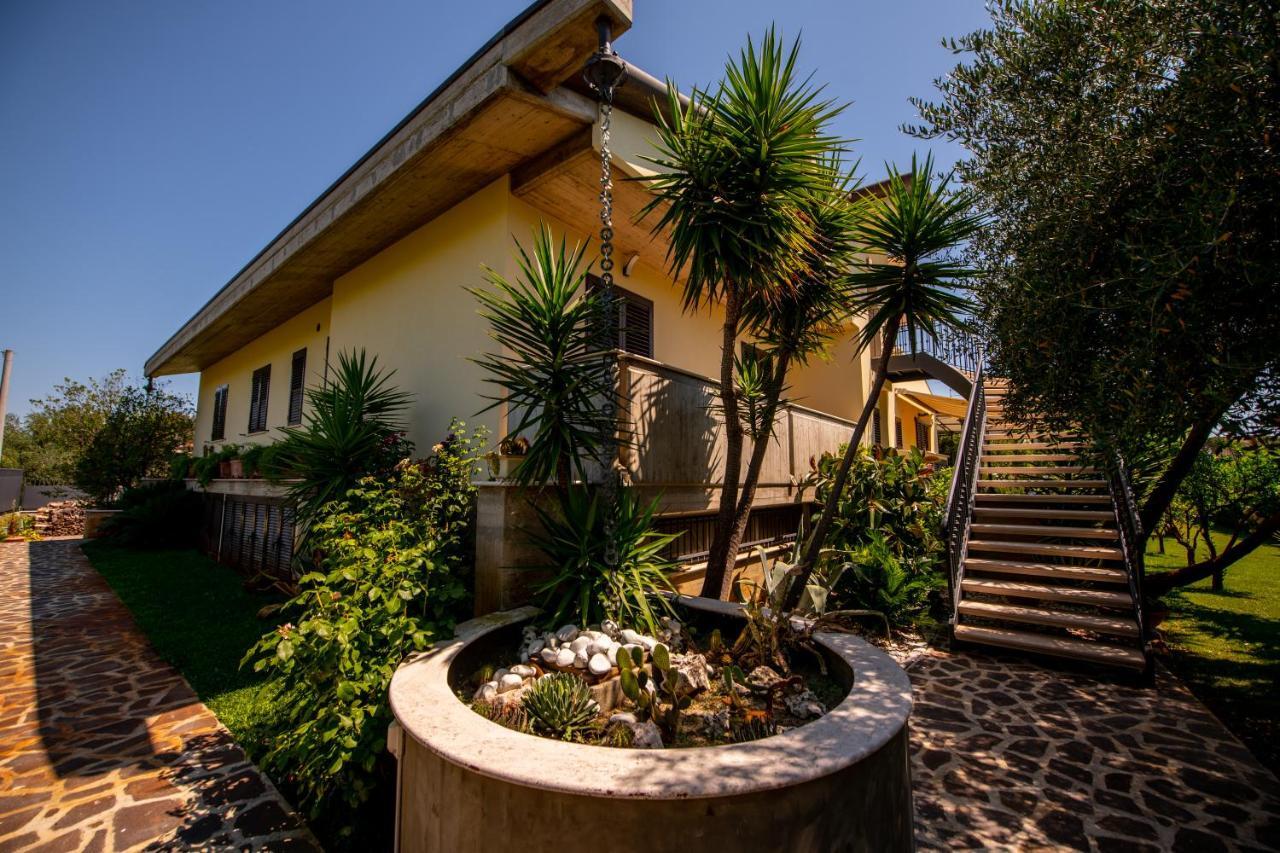 Villa Tigli Luxury B&B Martinsicuro Exterior photo