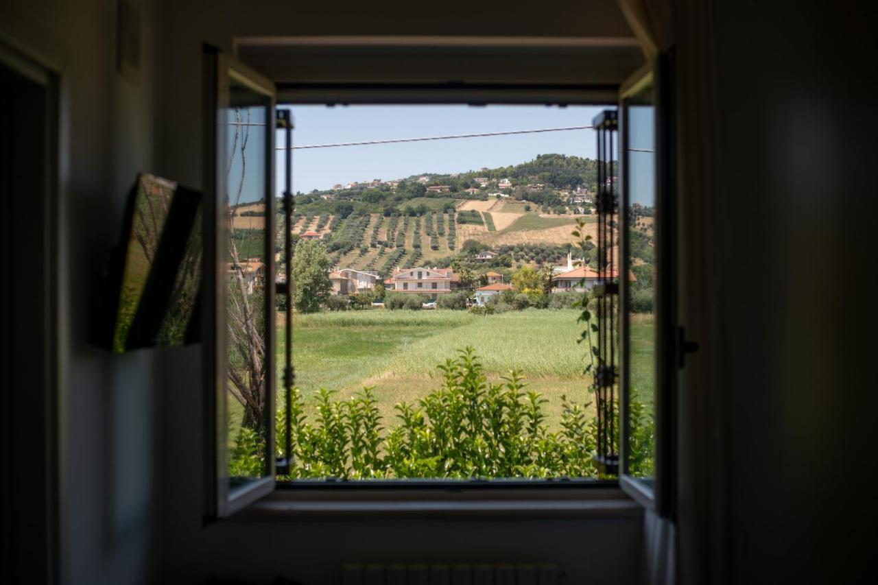 Villa Tigli Luxury B&B Martinsicuro Exterior photo